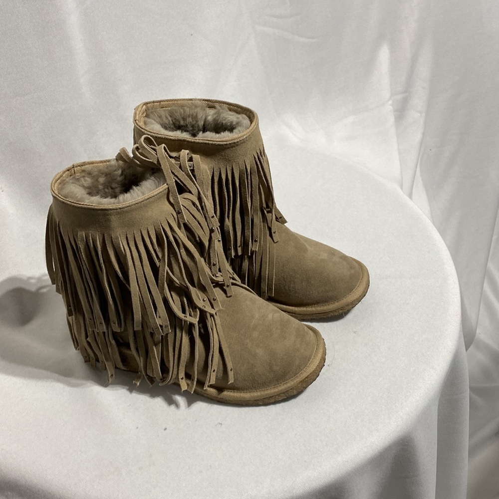 Koolaburra - boots - Picture 9 of 9
